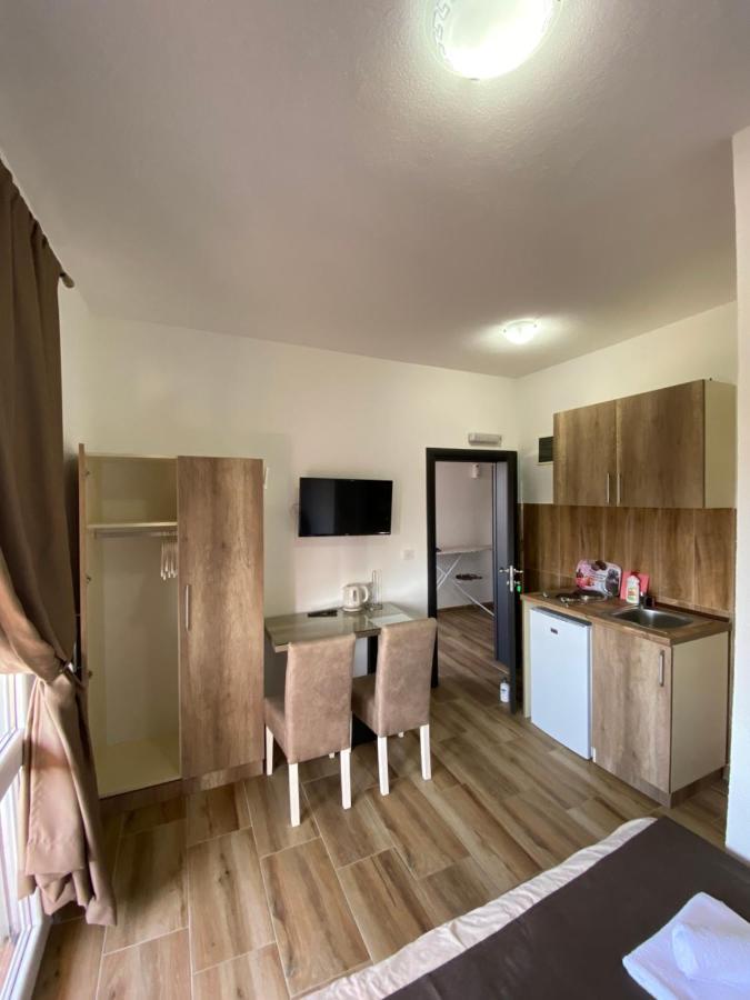 Apartments Nikicic Бар Екстер'єр фото